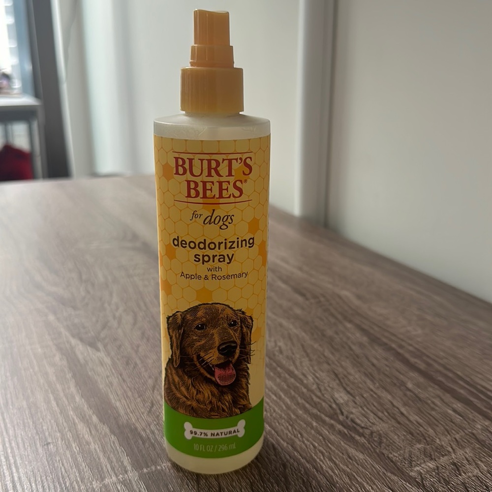 Burt’s bees for dog’s deodorizing spray